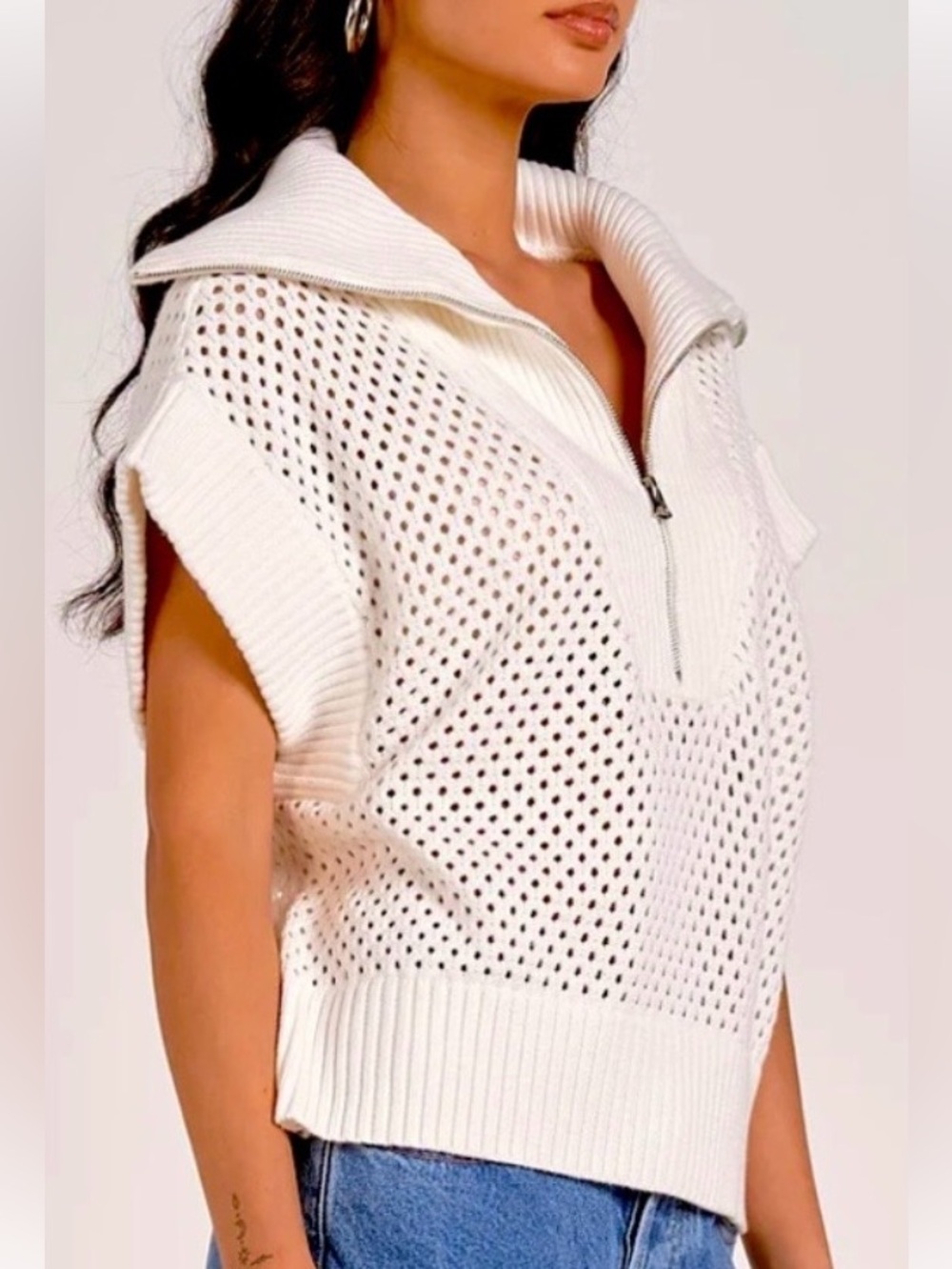 Elan Cream Open-Knit V-Neck Zip Pullover Vest